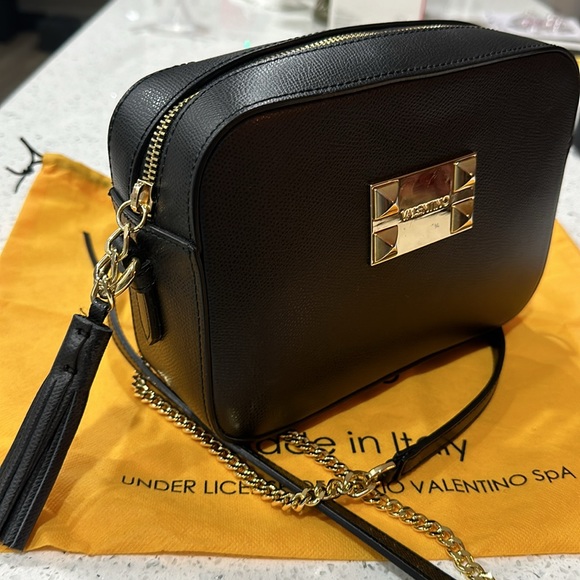 Mario Valentino purse in great condition. - Picture 5 of 8